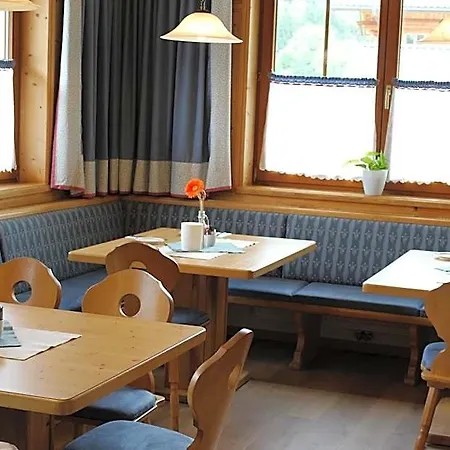 Lägenhetshotell Holzerhof 3*